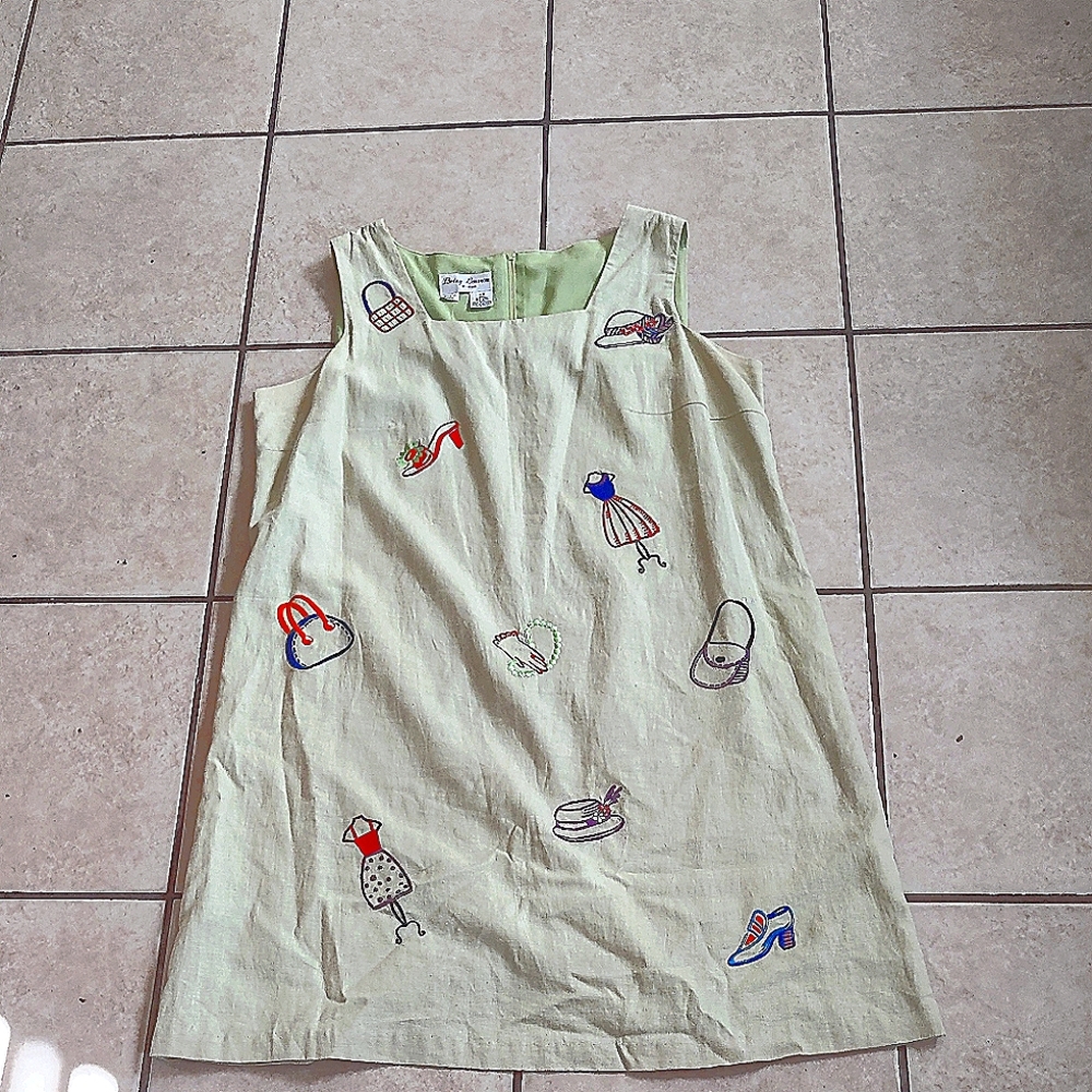 Betsy Lauren Sheath Dress Size 16W Embroidered Lined Back Split Color Lime "30"